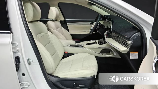 Hyundai The New Grandeur IG Hybrid 2021 Белый из Кореи, фото 3