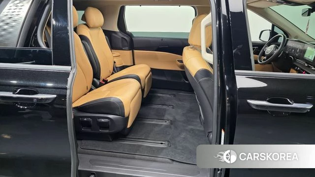 Kia Carnival 4th generation 2023 Черный из Кореи, фото 3