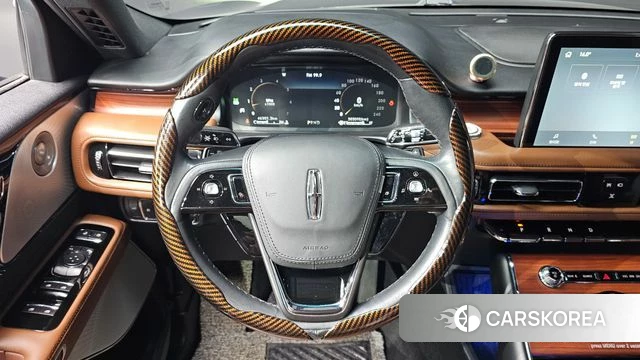 Lincoln Aviator 2nd generation 2022 Серый из Кореи, фото 3