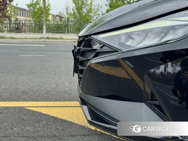 Hyundai Elantra 2022 Черный из Китая, фото 3