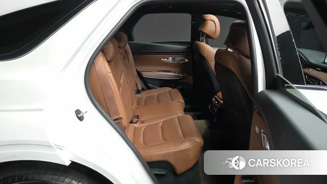 Genesis GV70 2023 Белый из Кореи, фото 3