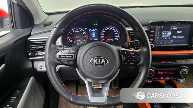 Kia Stonic 2019 Белый из Кореи, фото 3