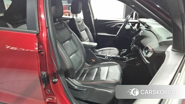 Chevrolet (GM Daewoo) Trailblazer 2020 Красный из Кореи, фото 3