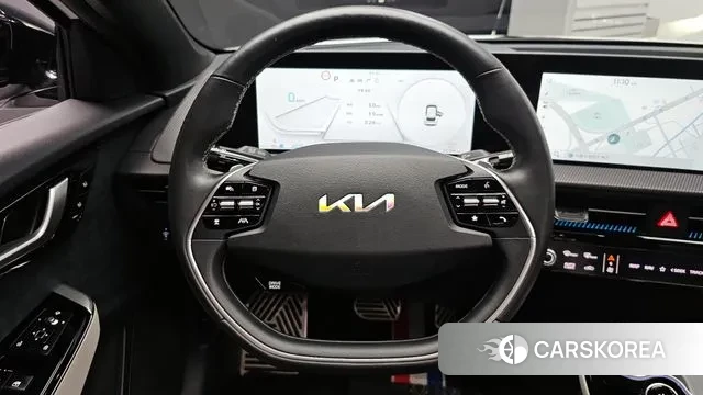 Kia EV6 2023 Белый из Кореи, фото 3
