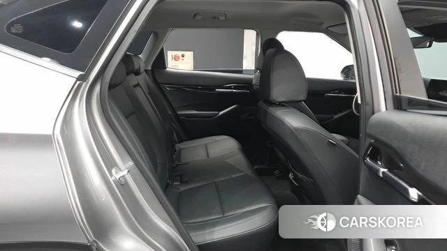 Kia Seltos 2022 Серый из Кореи, фото 3