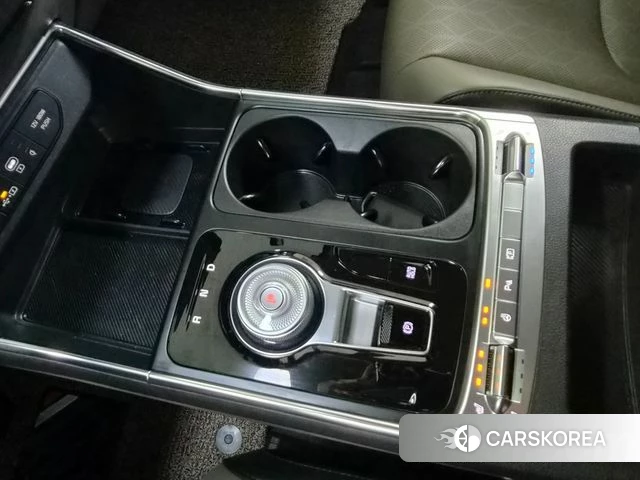Kia The New Carnival 4th Generation 2025 Белый из Кореи, фото 3