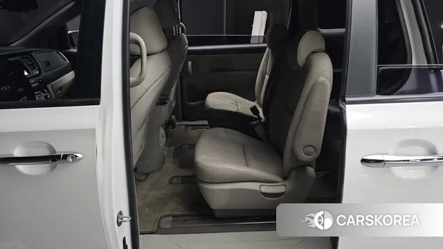 Kia The New Carnival 2018 Белый из Кореи, фото 3