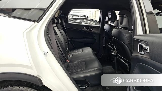 Kia The New Sportage 5th Generation Hybrid 2025 Белый из Кореи, фото 3