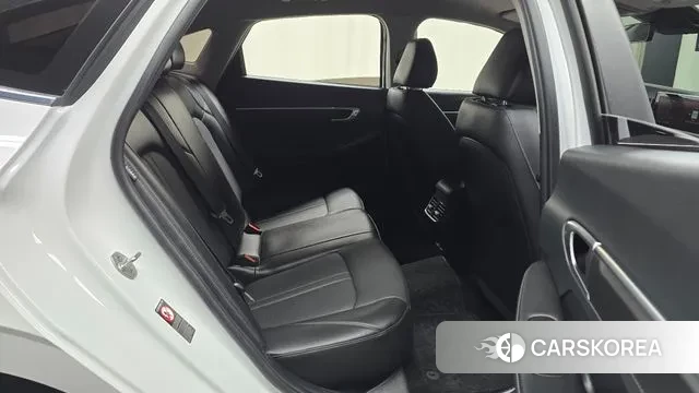 Hyundai Sonata (DN8) 2022 Белый из Кореи, фото 3