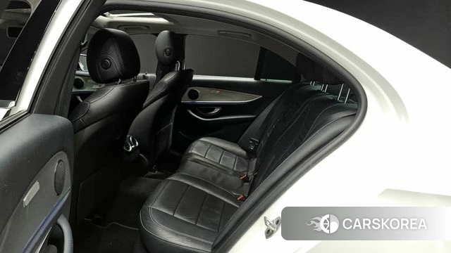 Mercedes-Benz E-Class W213 2019 Белый из Кореи, фото 3
