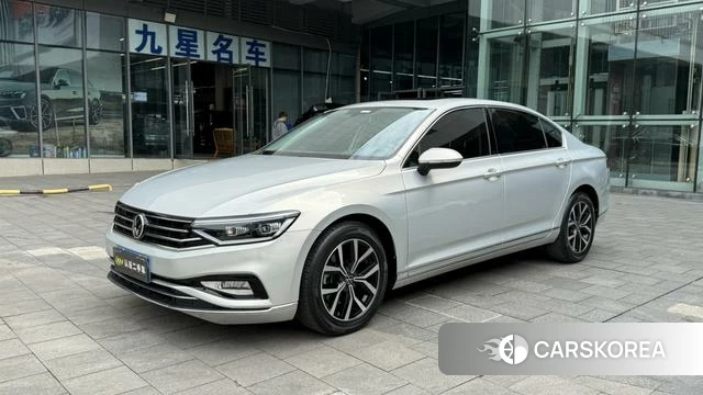 Volkswagen Magotan 2021 Шампань из Китая, фото 3