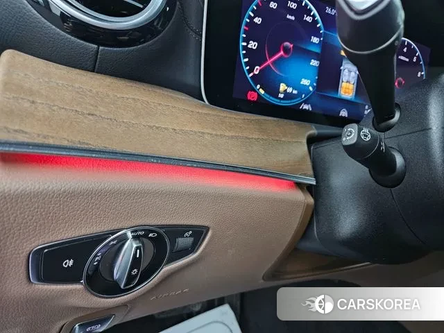 Mercedes-Benz E-Class W213 2022 Синий из Кореи, фото 3