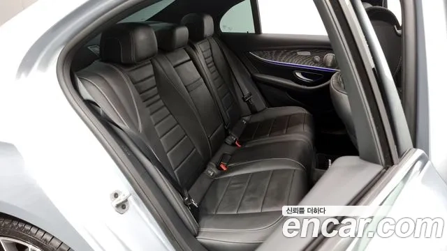 Mercedes-Benz E-Class W213 2022 Серебряный из Кореи, фото 3