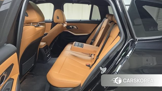 BMW 3 Series (G20) 2023 Черный из Кореи, фото 3