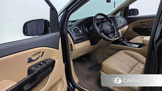 Kia The New Carnival 2019 Черный из Кореи, фото 3