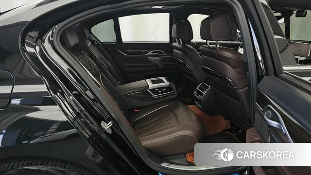 BMW 7 Series (G11) 2020 Черный из Кореи, фото 3