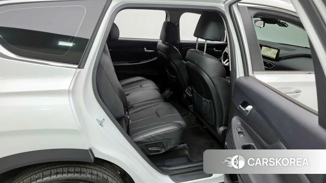 Hyundai The New Santa Fe 2023 Белый из Кореи, фото 3