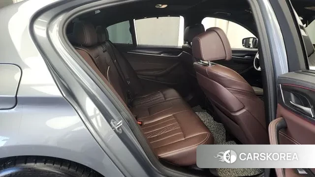 BMW 5 Series (G30) 2023 Серый из Кореи, фото 3