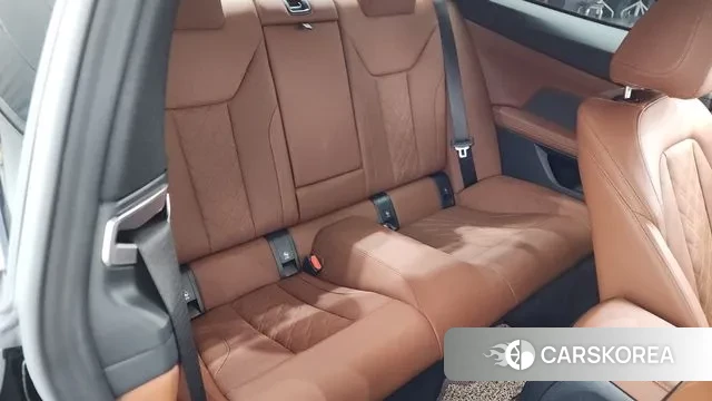 BMW 4 Series (G22) 2024 Черный из Кореи, фото 3