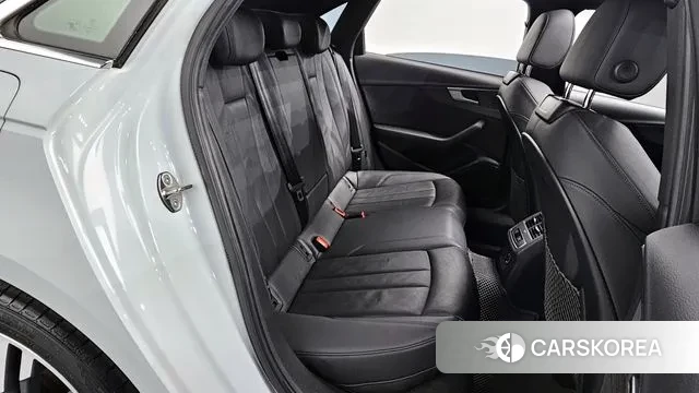 Audi A4 (B9) 2019 Белый из Кореи, фото 3