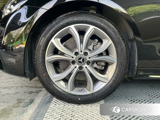Mercedes-Benz E-class 2021 Черный из Китая, фото 3