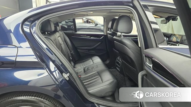 BMW 5 Series (G30) 2018 Синий из Кореи, фото 3