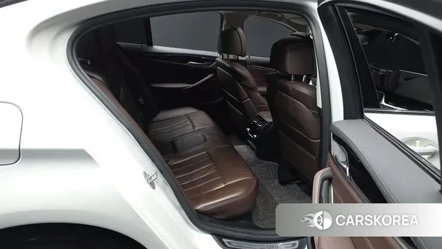 BMW 5 Series (G30) 2021 Белый из Кореи, фото 3