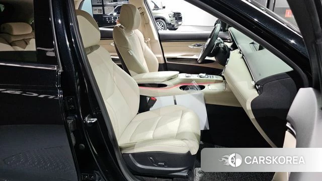 Genesis GV70 2022 Черный из Кореи, фото 3