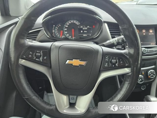 Chevrolet (GM Daewoo) The New Trax 2021 Серебристо-серый из Кореи, фото 3