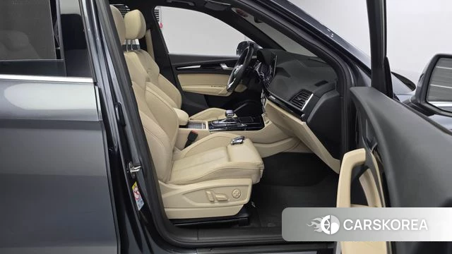 Audi Q5 (FY) 2022 Серый из Кореи, фото 3