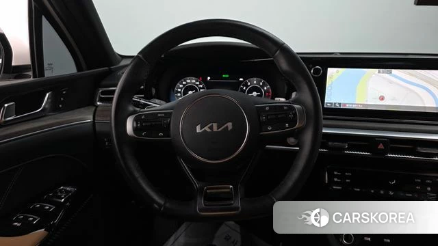 Kia K5 3rd generation 2023 Белый из Кореи, фото 3