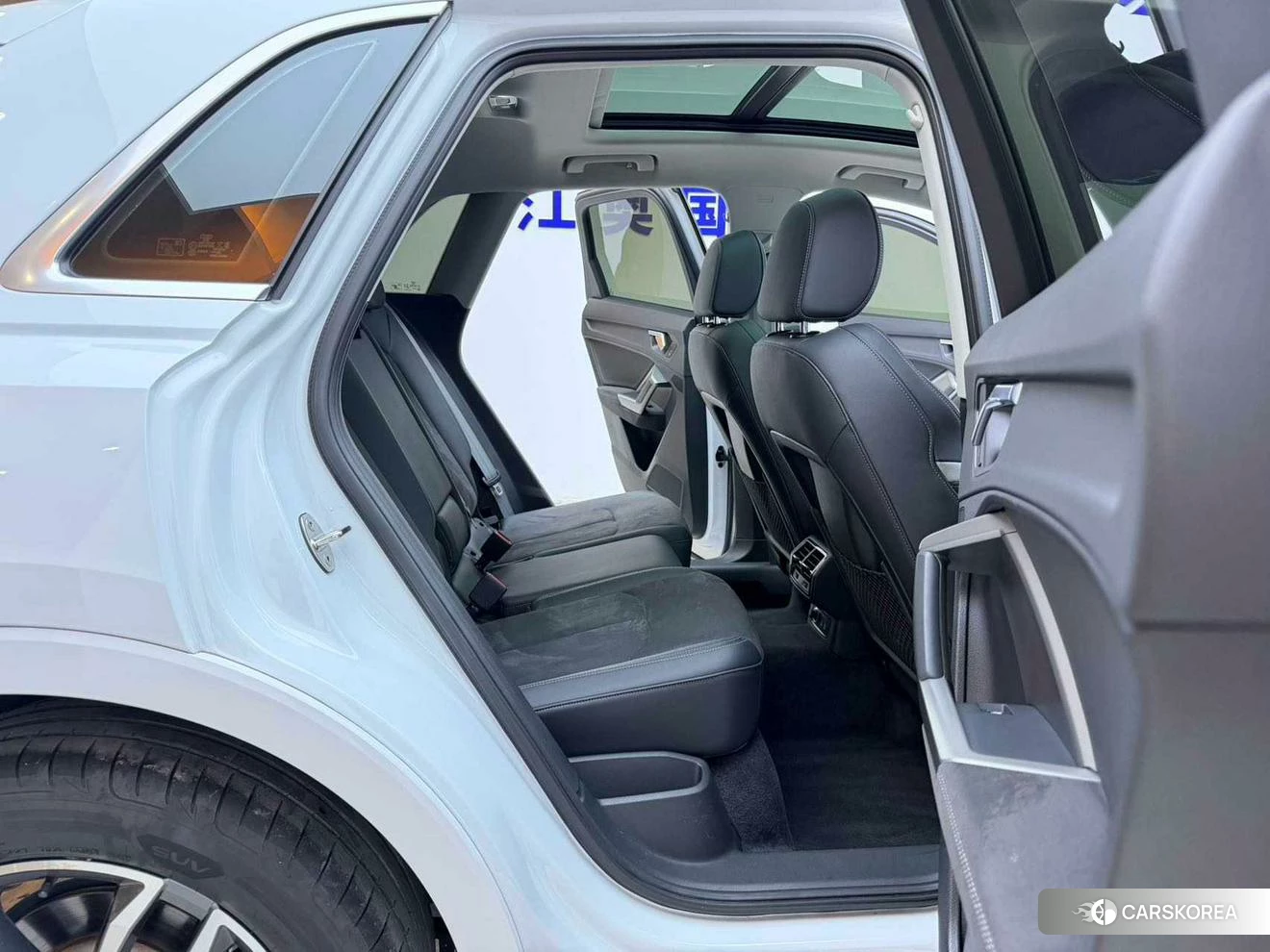 Audi Q3 2021 Белый из Китая, фото 3