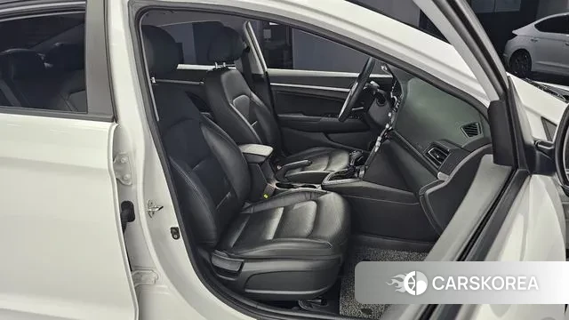 Hyundai The New Avante AD 2019 Белый из Кореи, фото 3