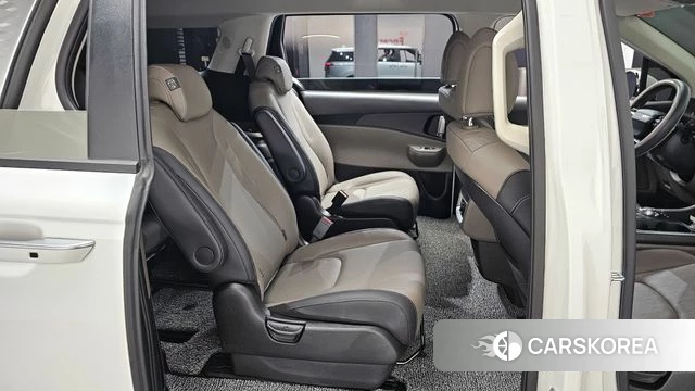 Kia The New Carnival 4th Generation 2025 Белый из Кореи, фото 3