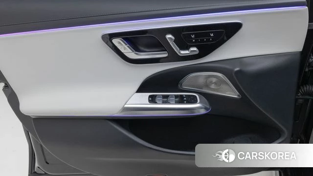 Mercedes-Benz E-Class W214 2025 Черный из Кореи, фото 3