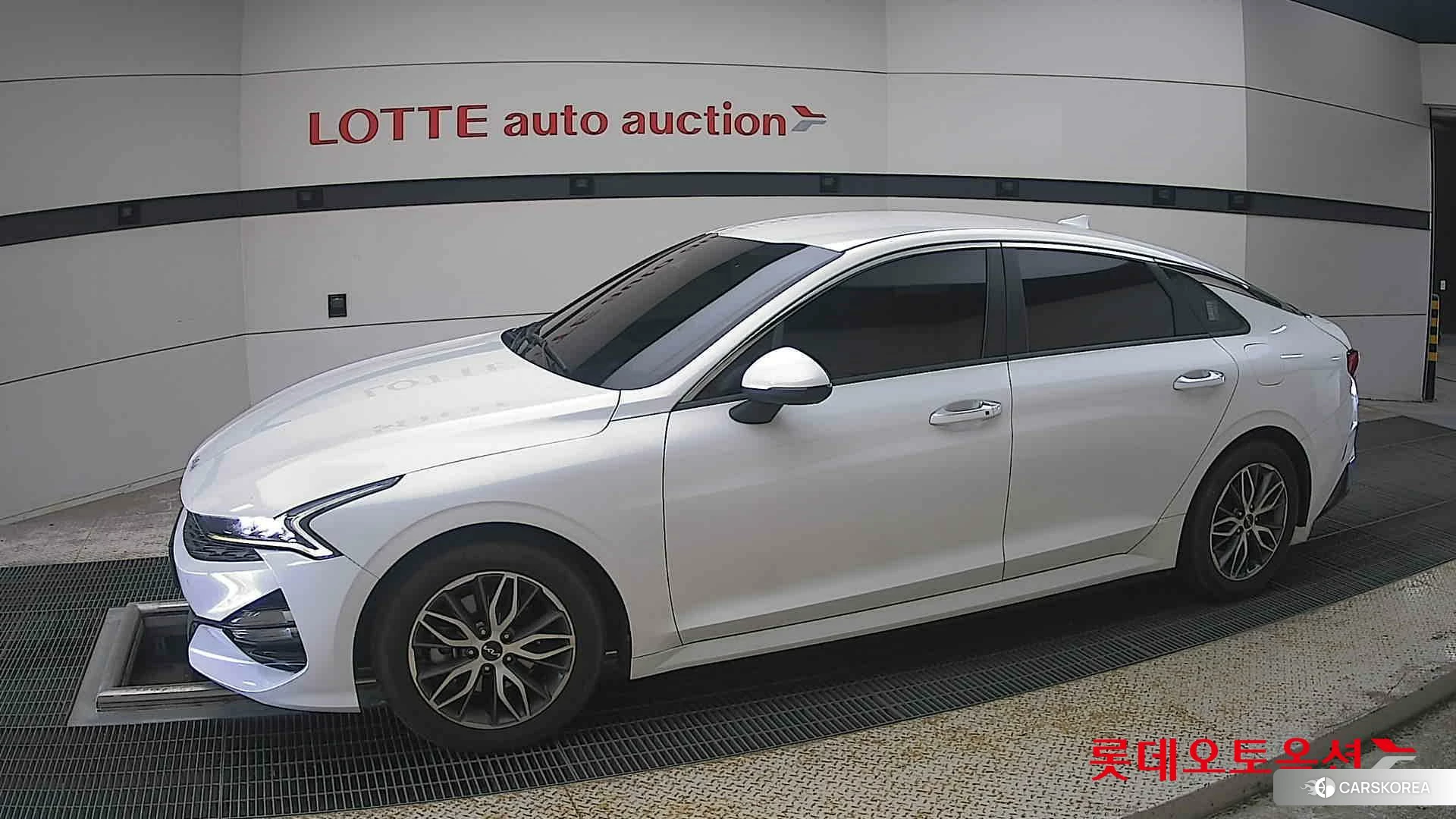 Kia K5 2022 Snow White Pearl (optional) из Кореи, фото 3