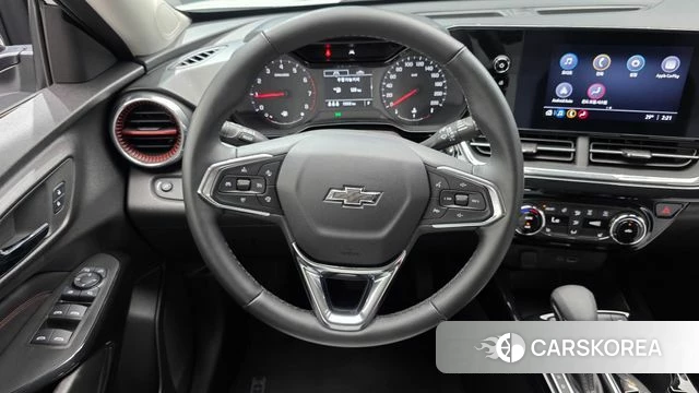 Chevrolet (GM Daewoo) Trax Crossover 2024 Белый из Кореи, фото 3