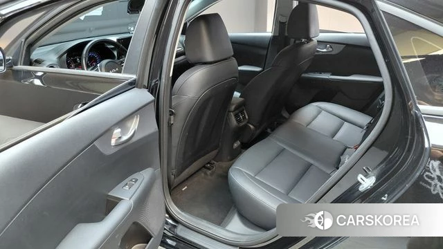 Kia The New K3 2nd generation 2022 Черный из Кореи, фото 3