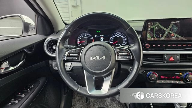 Kia The New K3 2nd generation 2022 Белый из Кореи, фото 3