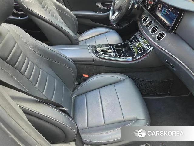 Mercedes-Benz E-Class W213 2018 Серый из Кореи, фото 3