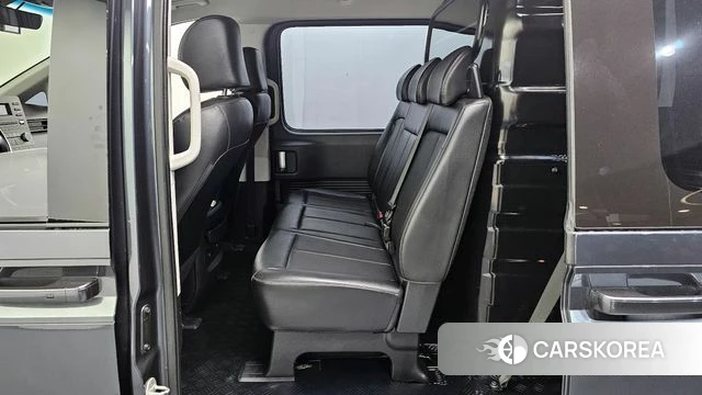 Hyundai Staria 2022 Серый из Кореи, фото 3