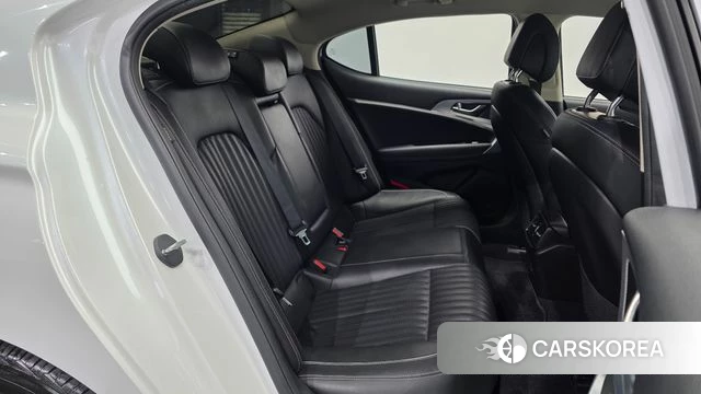 Genesis The New G70 2021 Белый из Кореи, фото 3