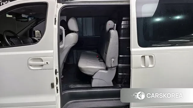 Hyundai The New Grand Starex 2020 Белый из Кореи, фото 3