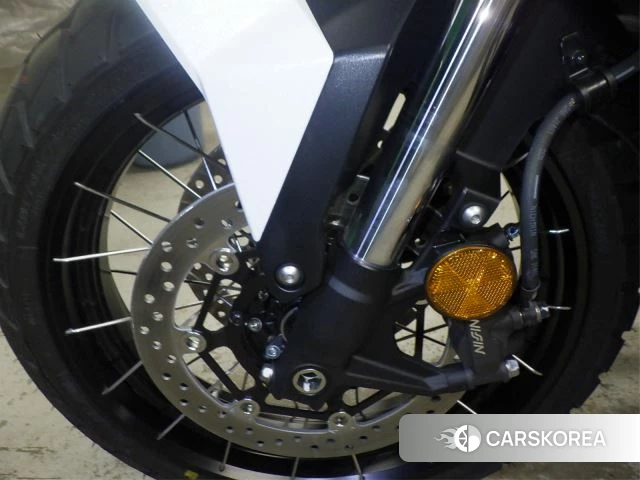 Проданный Honda X-ADV 750 id 3998280 из Японии, фото 3