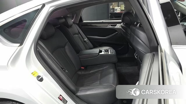 Genesis G80 2018 Серебристо-серый из Кореи, фото 3
