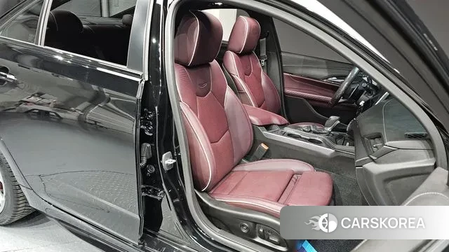 Cadillac CT4 2020 Черный из Кореи, фото 3