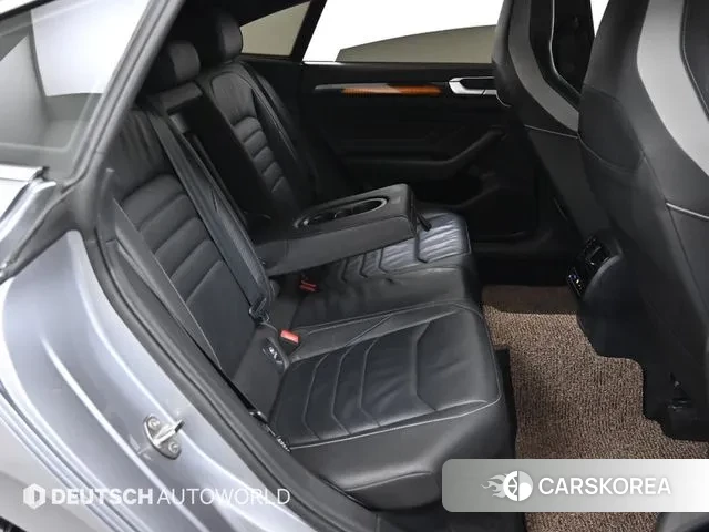 Volkswagen Arteon 2022 Серебристо-серый из Кореи, фото 3