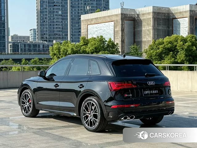 Audi SQ5 2023 Черный из Китая, фото 3