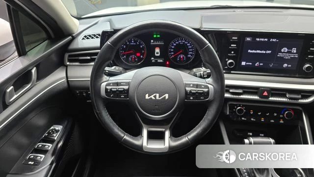 Kia K5 3rd generation 2022 Белый из Кореи, фото 3