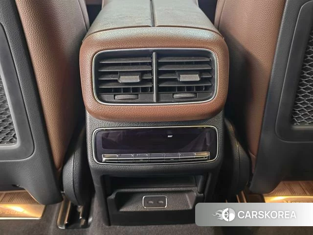 Mercedes-Benz GLE (import) 2024 Синий из Китая, фото 3